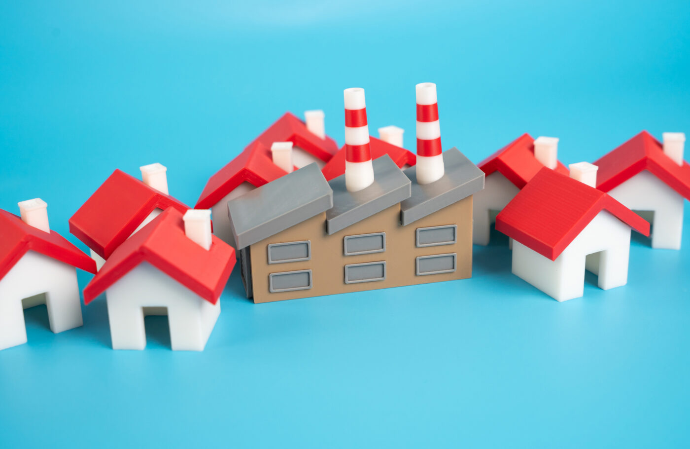 工場の騒音トラブルを防止！原因から効果的な対策まで専門家が解説